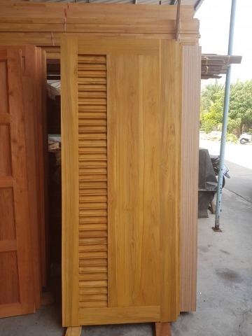 ประตูไม้ อยุธยา